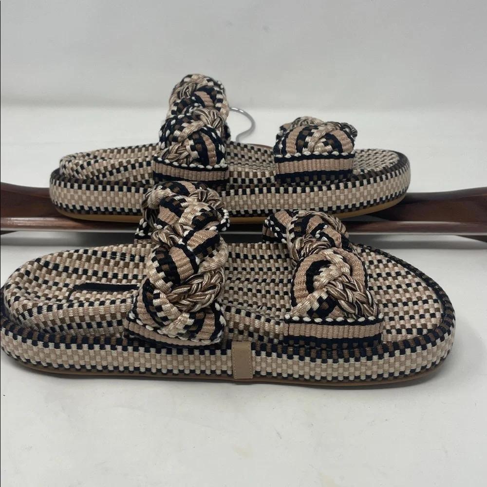 Amambaih Paris Daniela Braided Slip-On Sandals in Black and Tan Size 5.5